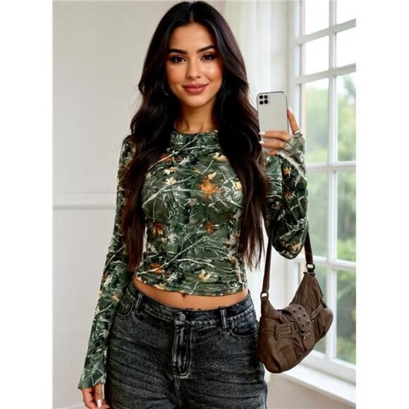 Printed Long Sleeve T-Shirt - Picture 1 of 3